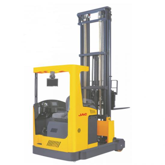 reach lift forklift